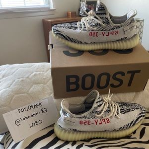 100% AUTHENTICATED w/box! Yeezy V2 Zebras
White/cblack/red